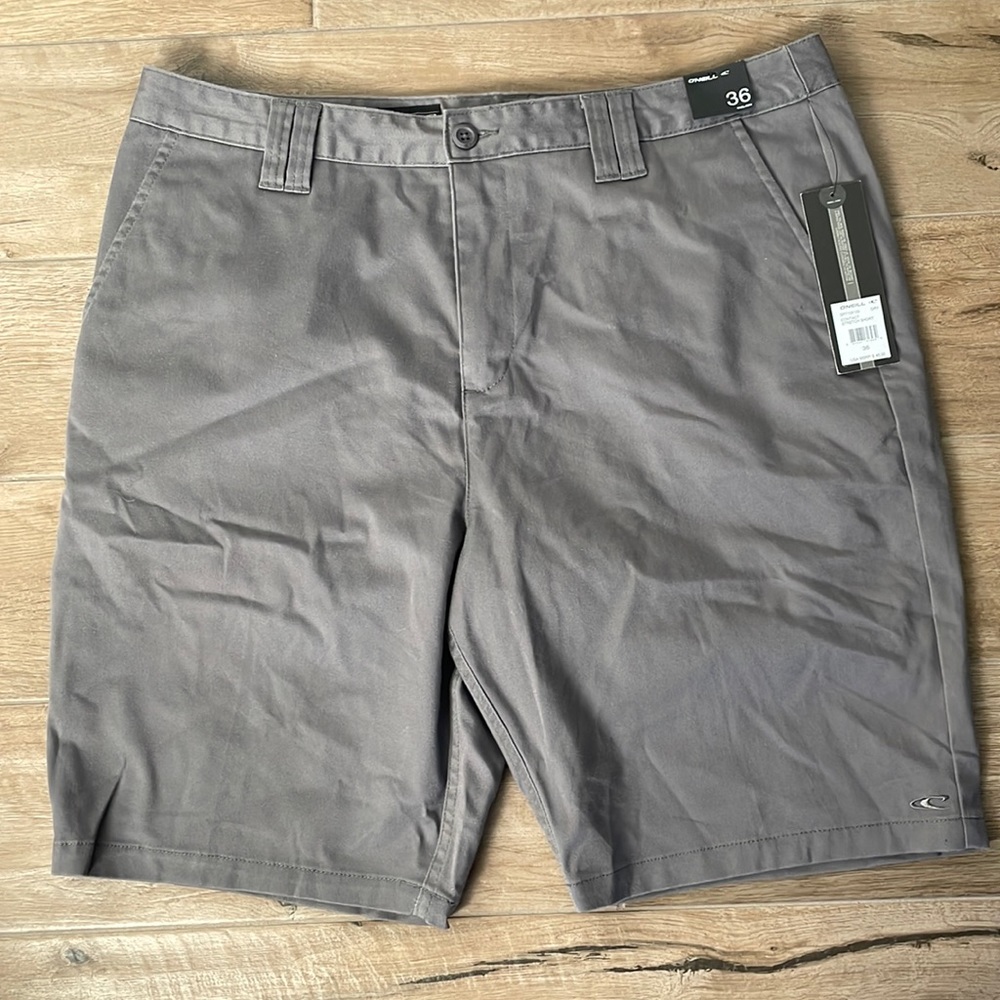 NWT ONEILL size 36 Gray Stretch Short